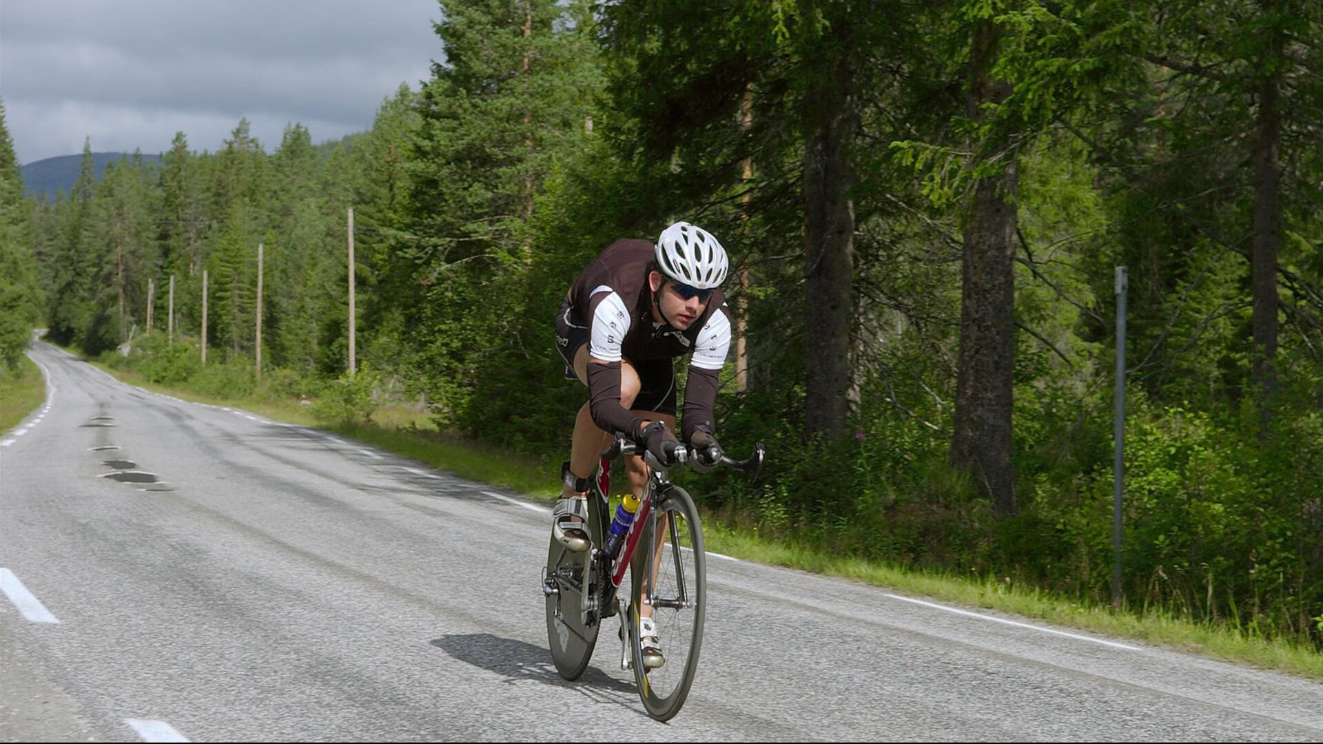 Scout重要时刻重要助攻，尤文图斯带队取胜！观众掌声雷动