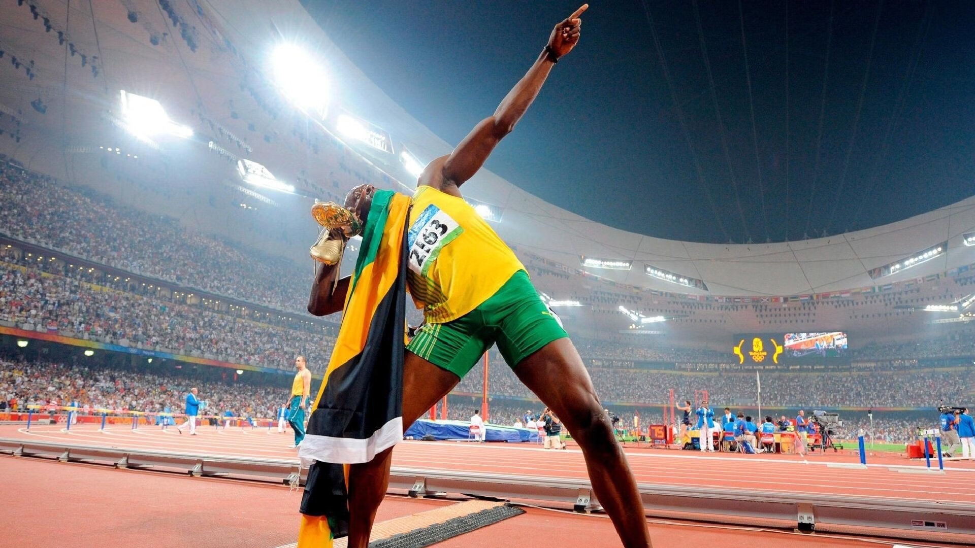 网球赛场焦点！巴西队对阵美国队，战术博弈精彩纷呈，教练斗智斗勇